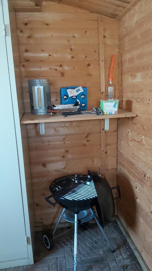 Ruim Familie Chalet Tot 4 Personen Op De Veluwe Bungalowpark De Kern พุทเทิน ภายนอก รูปภาพ
