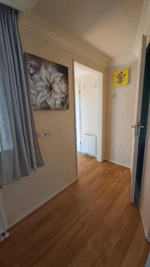 Ruim Familie Chalet Tot 4 Personen Op De Veluwe Bungalowpark De Kern พุทเทิน ภายนอก รูปภาพ