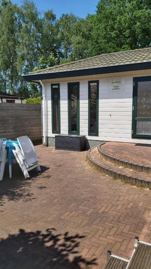 Ruim Familie Chalet Tot 4 Personen Op De Veluwe Bungalowpark De Kern พุทเทิน ภายนอก รูปภาพ